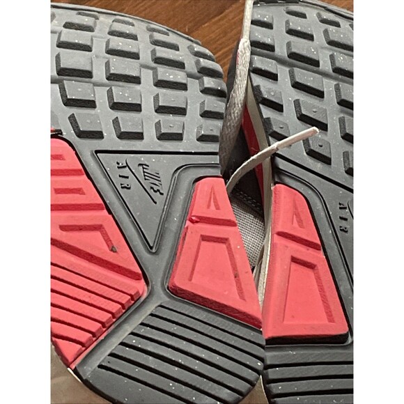 Nike Women's Athletic Shoes - White, Gray, and Pink - Picture 8 of 8